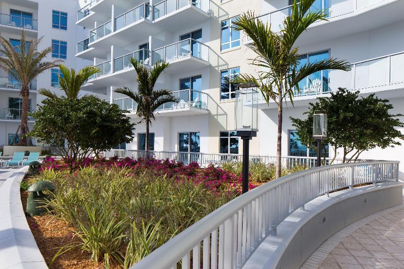 Treasure Island Beach Resort St. Pete Beach Extérieur photo