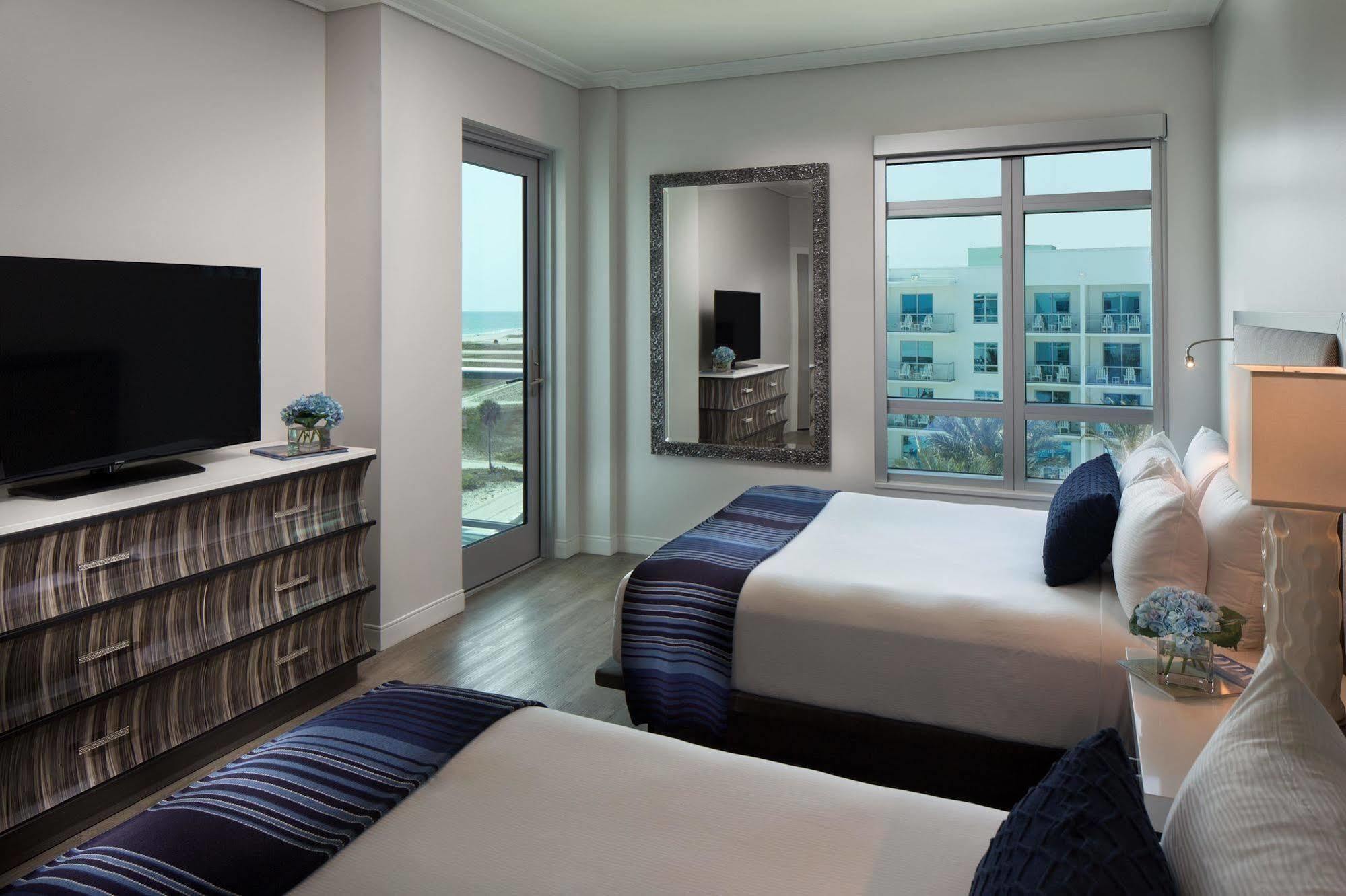 Treasure Island Beach Resort St. Pete Beach Extérieur photo
