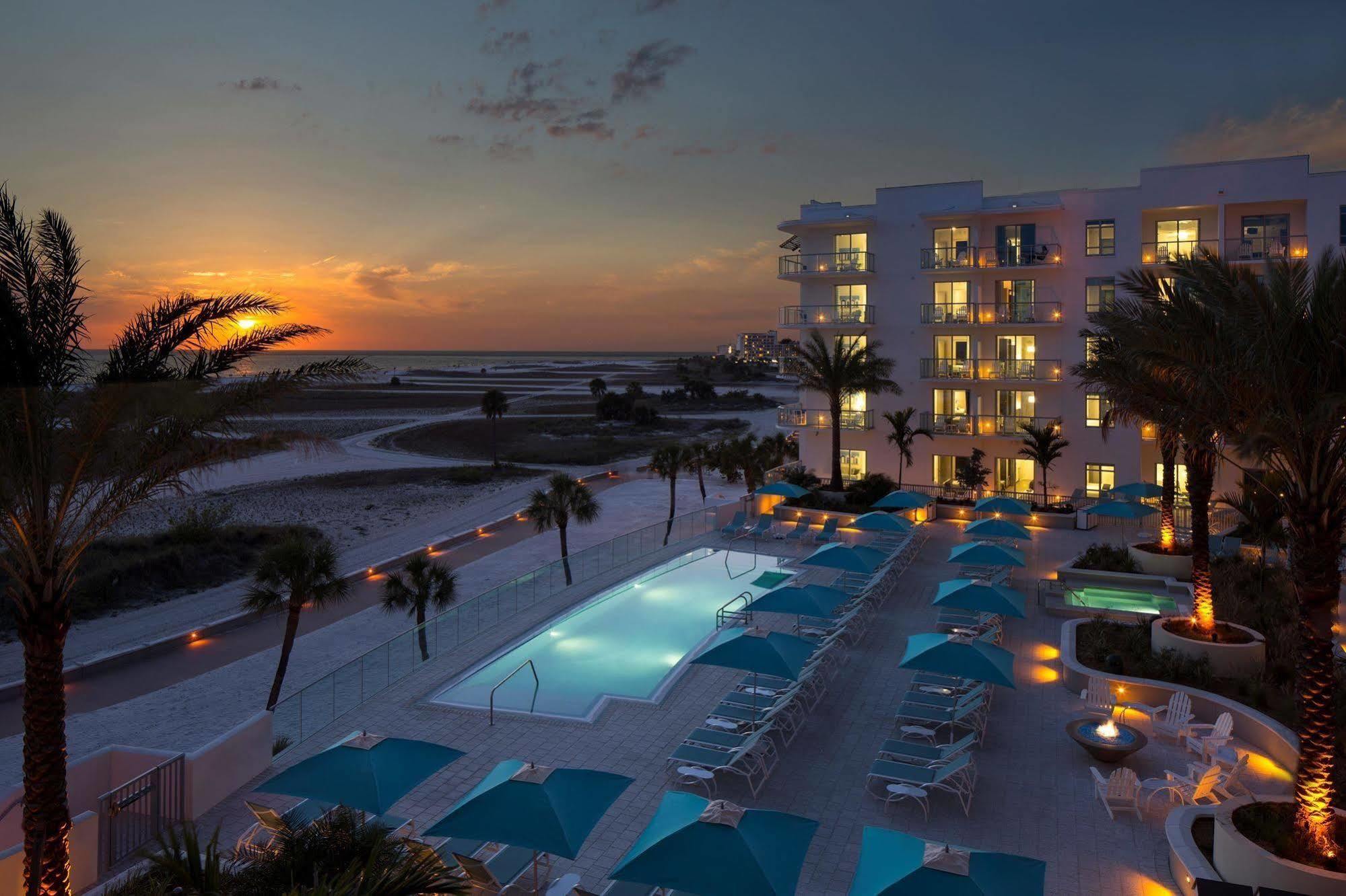 Treasure Island Beach Resort St. Pete Beach Extérieur photo